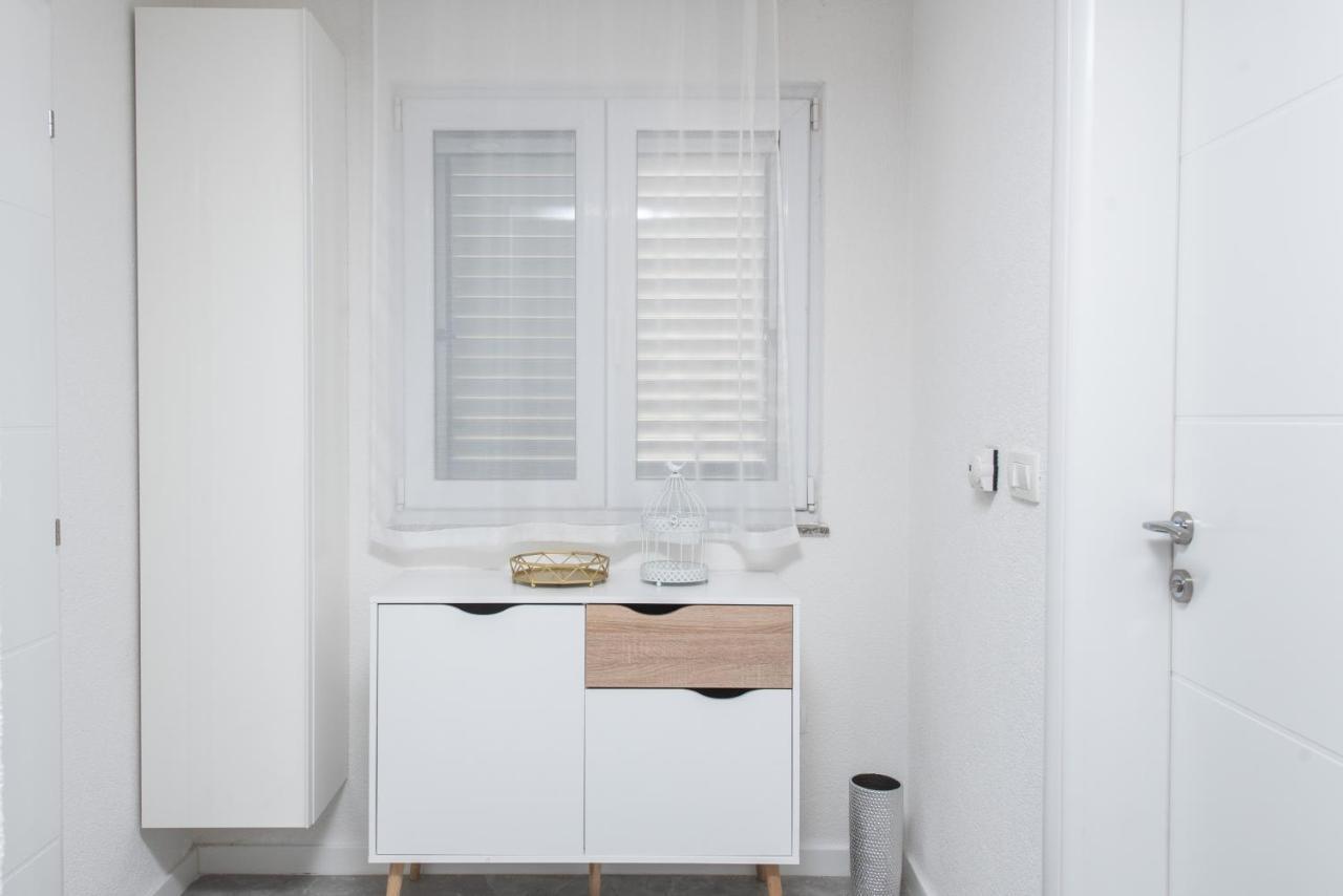 Apartmani Mara Kaštela 外观 照片
