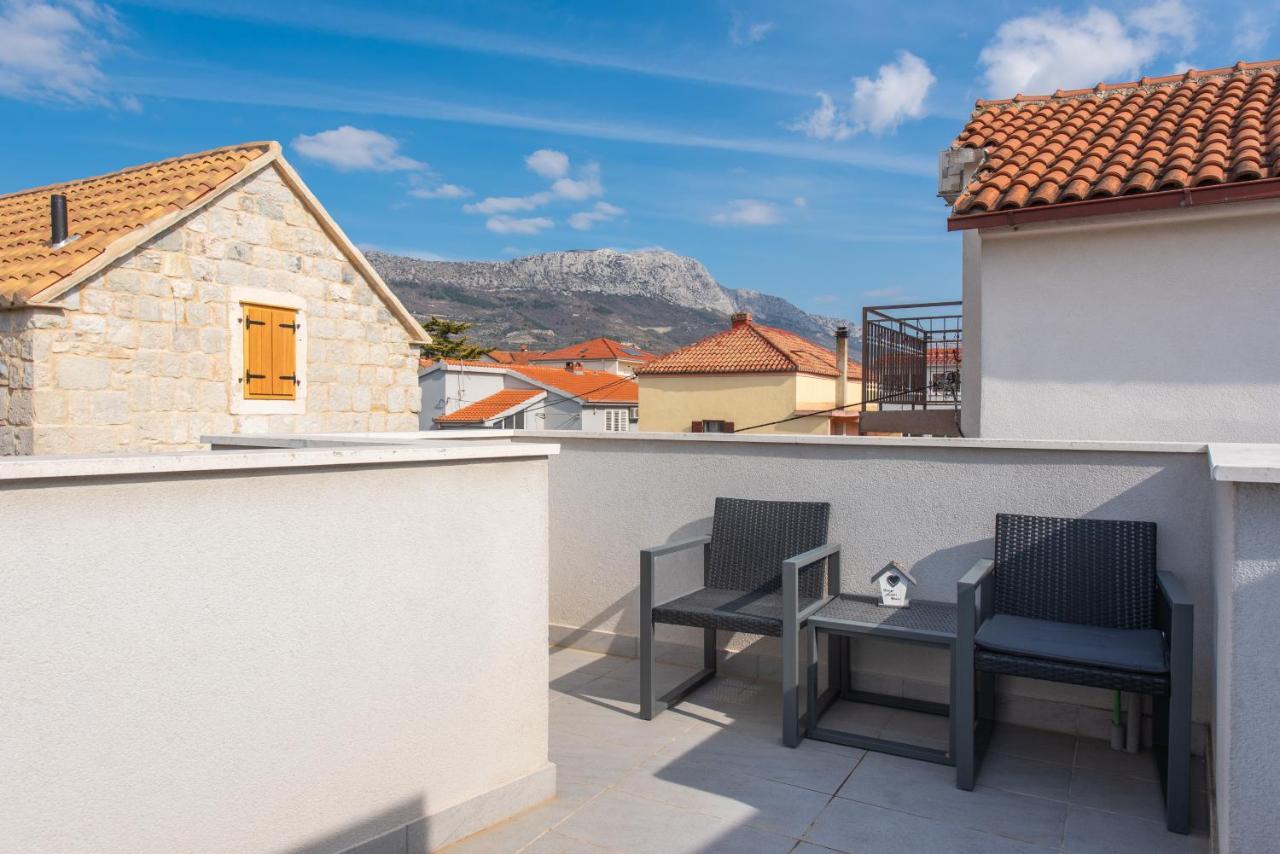 Apartmani Mara Kaštela 外观 照片