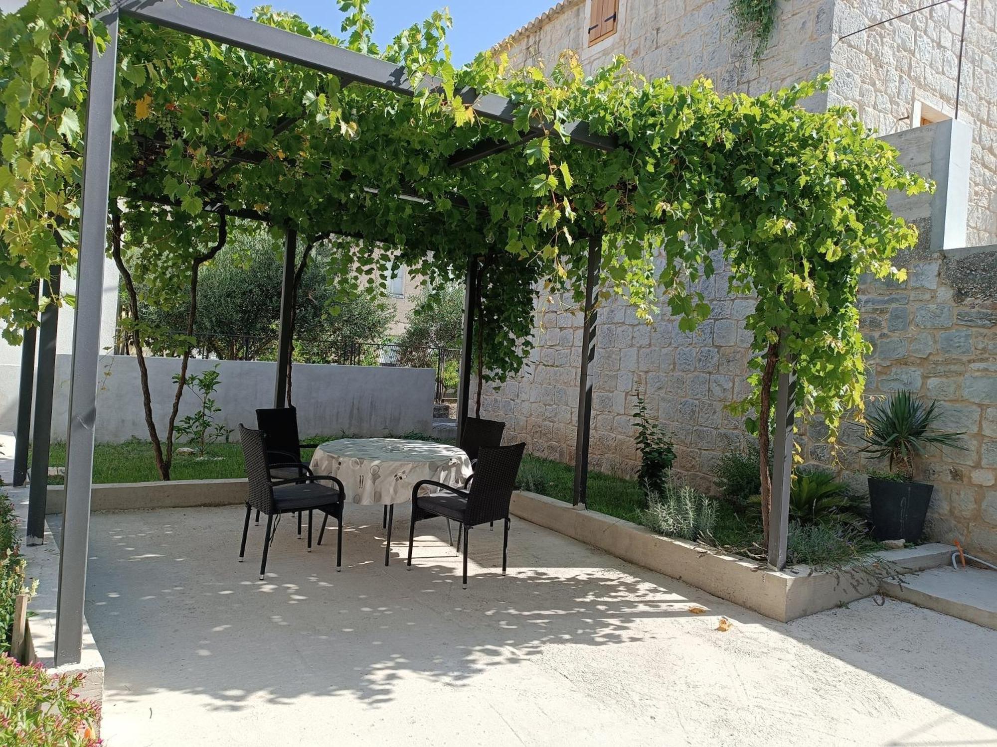 Apartmani Mara Kaštela 外观 照片